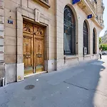 165 - Urban Studio Near Haussmann Boulevard